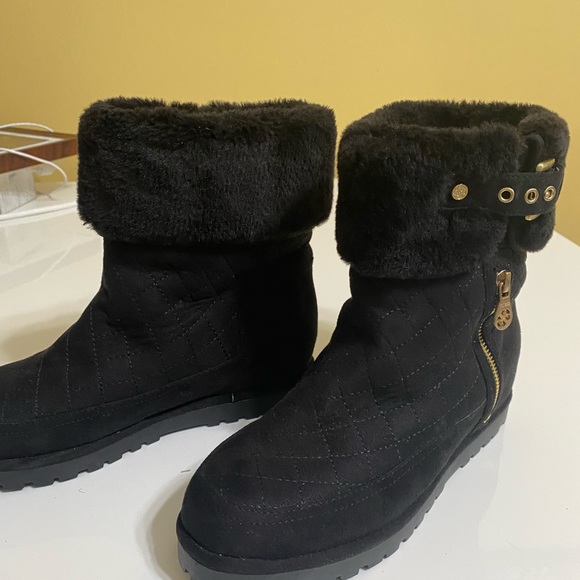 GUESS Faux Fur Boots - Picture 5 of 11
